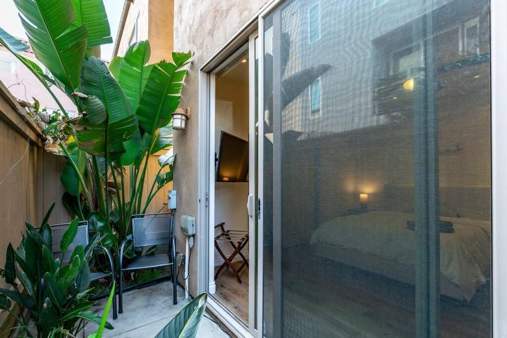 The San Diego Studio - Free Parking Luaran gambar